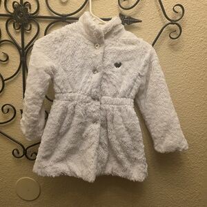 Juicy Couture Cream/ White Faux Fur Coat Size 7